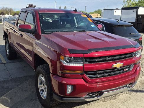 Used 2018 Chevrolet Silverado 1500 LT w/ True North Edition AWD/4WD image 2