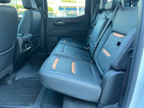 Used 2023 GMC Sierra 1500 AT4 w/ AT4 Premium Package image 17