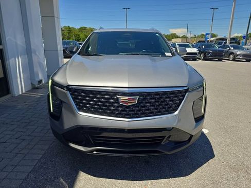Certified 2024 Cadillac XT4 Premium Luxury AWD/4WD image 2