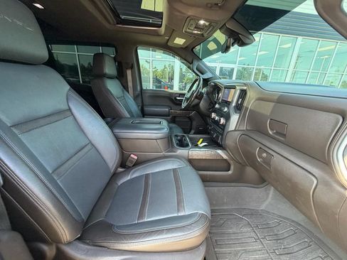 Used 2019 GMC Sierra 1500 Denali w/ Denali Ultimate Package AWD/4WD image 14