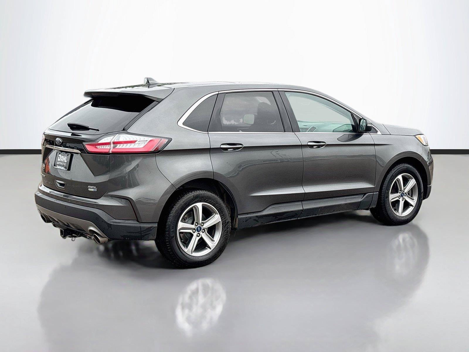 Used 2019 Ford Edge SEL AWD/4WD image 13