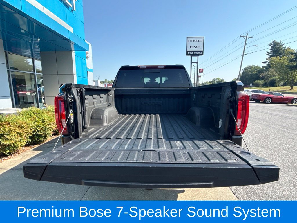 Used 2022 GMC Sierra 1500 AT4 w/ AT4 Preferred Package AWD/4WD image 10