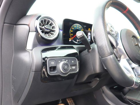 Used 2022 Mercedes-Benz CLA 35 AMG 4MATIC w/ AMG Performance Seat Package image 26