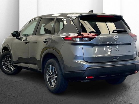 Certified 2025 Nissan Rogue S image 8