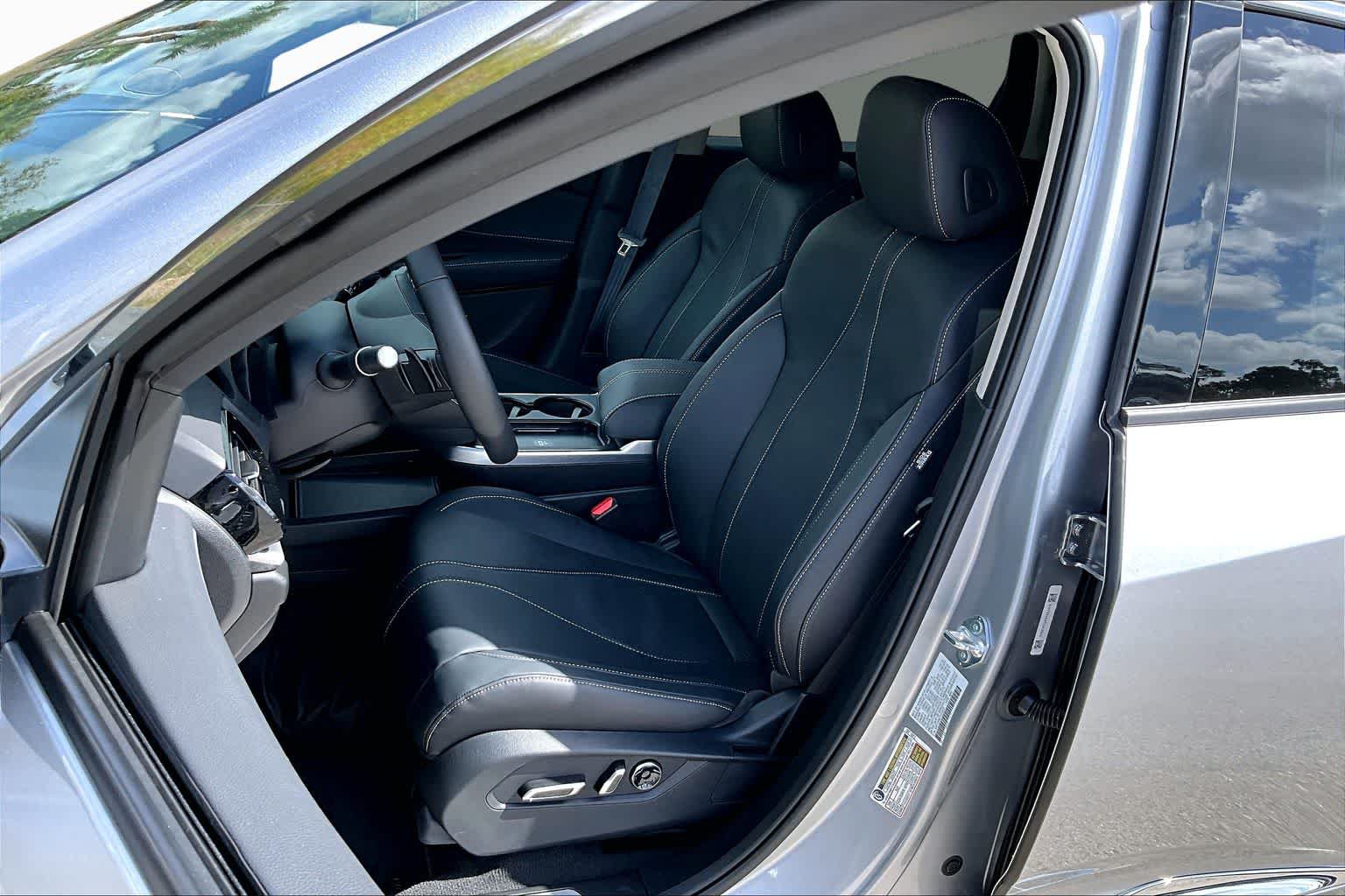 Certified 2026 Acura RDX w/ Technology Package AWD/4WD image 9