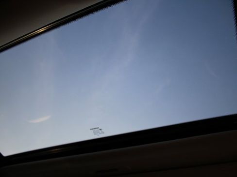 Used 2019 Nissan Altima 2.0 Platinum image 16