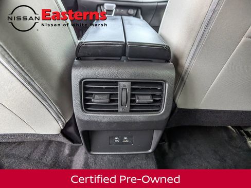 Certified 2023 Nissan Rogue SV image 29