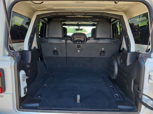 Used 2022 Jeep Wrangler Unlimited Sahara w/ Cold Weather Group image 6