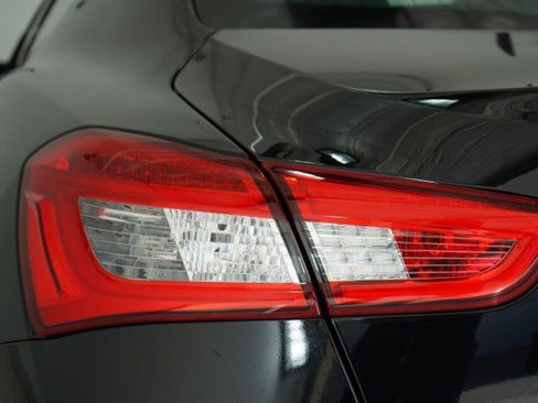 Used 2019 Maserati Ghibli S Q4 AWD/4WD image 75