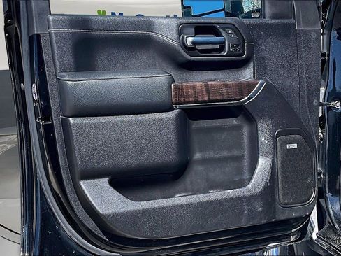 Used 2023 GMC Sierra 3500 Denali image 20