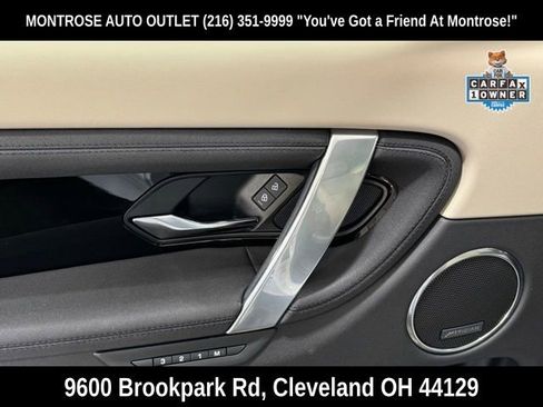 Used 2024 Land Rover Discovery Sport S image 11