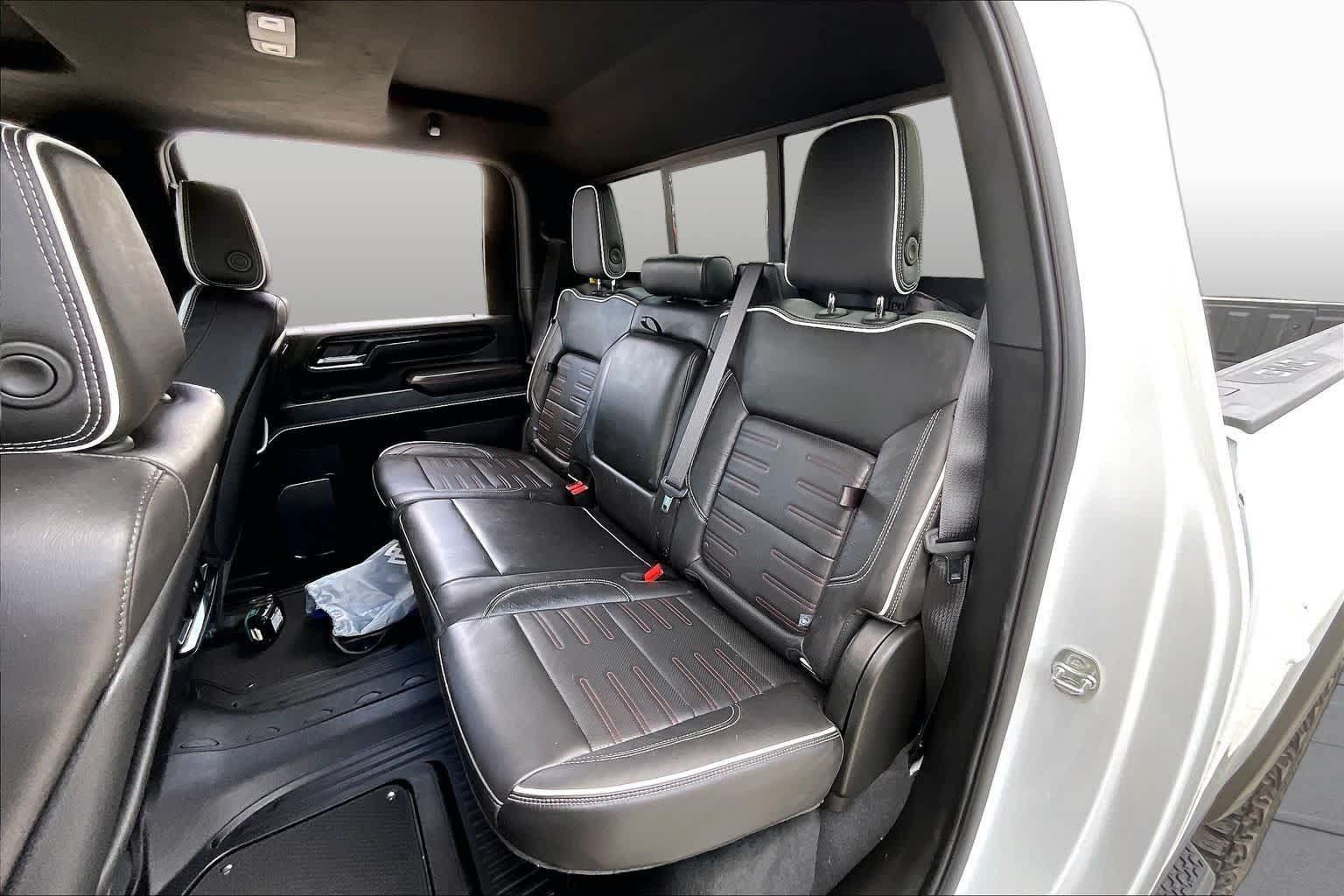Certified 2025 GMC Sierra 2500 AT4X AWD/4WD image 19