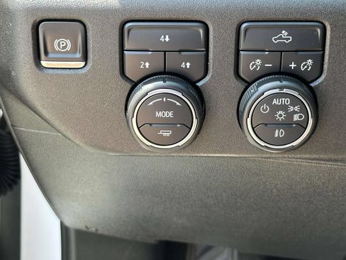 Certified 2025 Chevrolet Silverado 2500 LT w/ Convenience Package AWD/4WD image 16