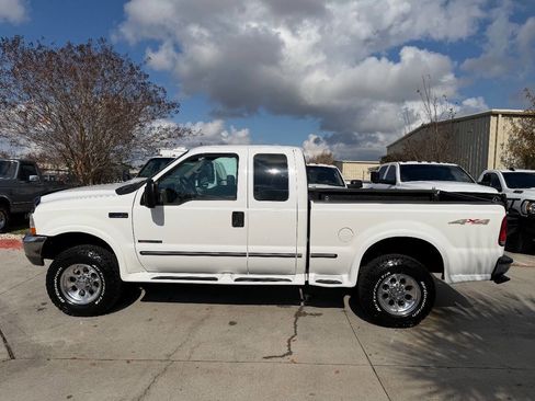 Used 1999 Ford F250 Lariat AWD/4WD image 34
