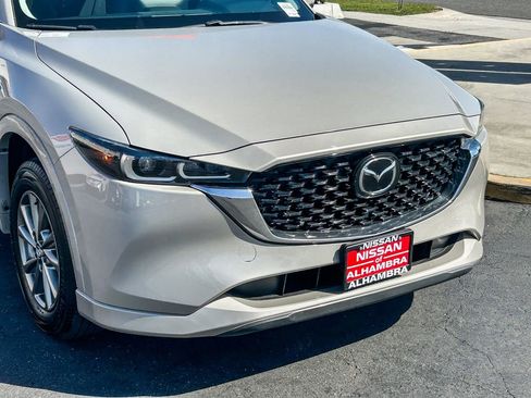 Used 2025 MAZDA CX-5 AWD 2.5 S w/ Preferred Package image 6