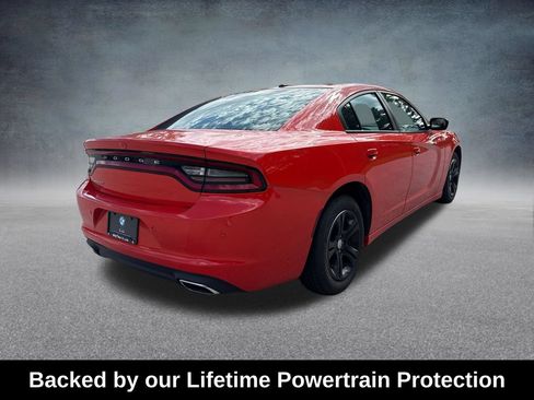 Used 2020 Dodge Charger SXT w/ Leather Interior Group RWD image 6