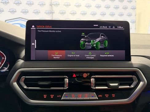 Used 2024 BMW X4 xDrive30i w/ Convenience Package image 38