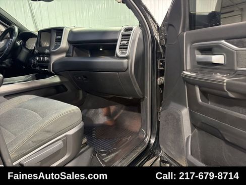 Used 2019 RAM 2500 Big Horn w/ Black Appearance Package image 77