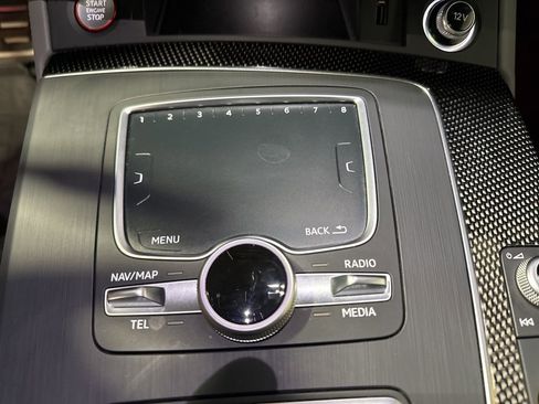 Used 2018 Audi SQ5 Prestige w/ Prestige Package image 39