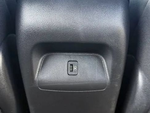 Used 2021 Nissan Sentra SR FWD image 44