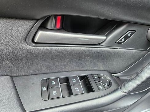 Used 2025 MAZDA CX-50 AWD 2.5 Hybrid w/ Premium Pkg image 15