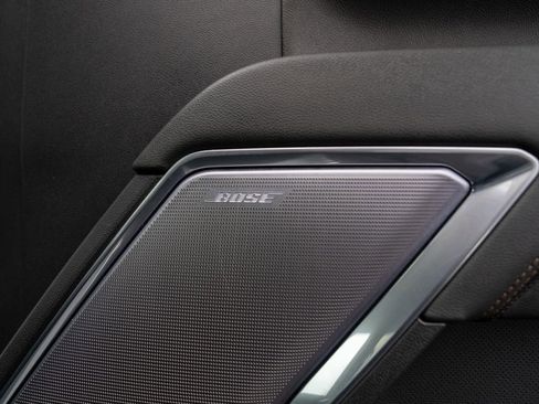 Used 2024 Chevrolet Silverado 2500 High Country image 11