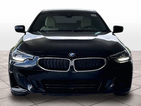 Used 2023 BMW 230i Coupe w/ Convenience Package RWD image 3