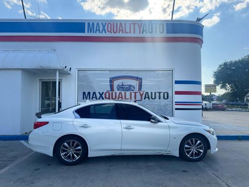 Used 2017 INFINITI Q50 3.0t Premium w/ 3.0T Premium Plus Package RWD image 21