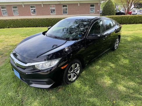 Used 2016 Honda Civic LX image 2
