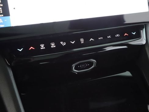 New 2026 Jeep Grand Cherokee Limited w/ Limited Altitude Package image 12