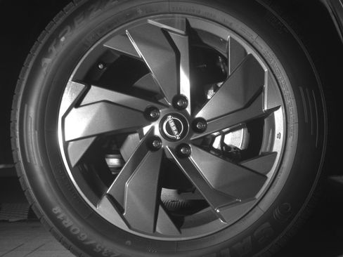 Used 2025 Nissan Rogue SV image 13