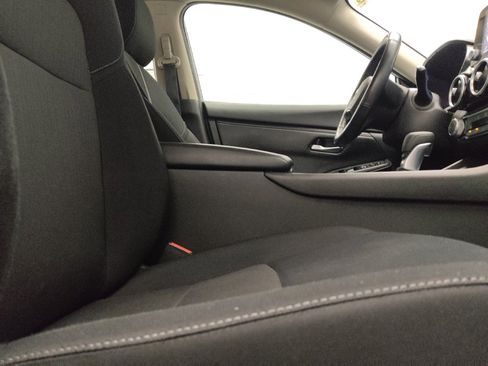 Used 2023 Nissan Sentra SV FWD image 21