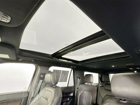 Used 2019 Ford Expedition Max Limited image 22