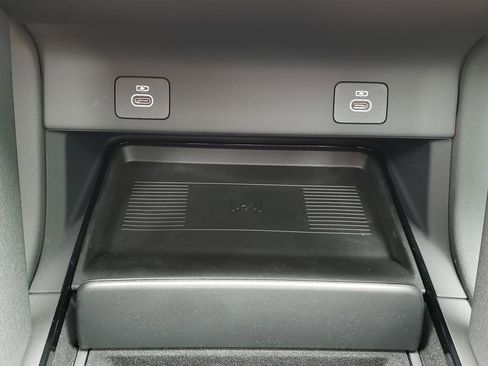 New 2025 Land Rover Discovery Sport S image 22