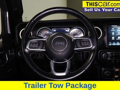 Used 2021 Jeep Gladiator Overland image 11
