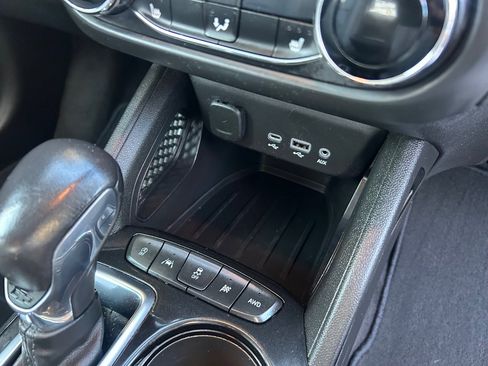 Used 2021 Chevrolet TrailBlazer LT w/ Premium Seating Package image 34