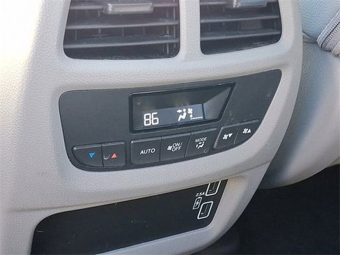 Used 2022 Honda Pilot Special Edition image 12