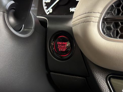New 2026 Honda HR-V EX-L image 26
