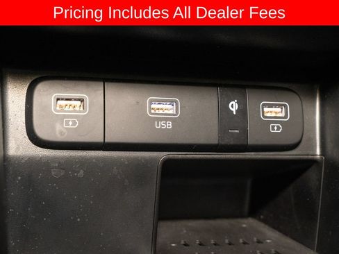 Certified 2023 Kia Sorento SX AWD/4WD image 16