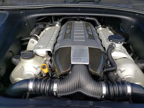 Used 2009 Porsche Cayenne Turbo S image 18