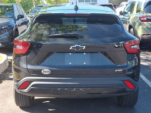 Used 2024 Chevrolet Trax RS FWD image 4