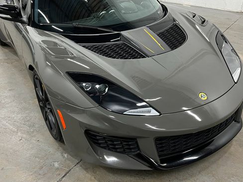 Used 2021 Lotus Evora image 3