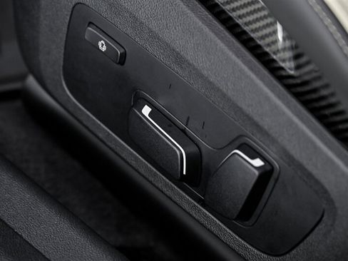 Used 2024 BMW M3 w/ M Carbon Exterior Package RWD image 28