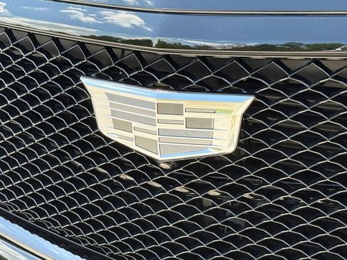 Certified 2024 Cadillac Escalade Sport Platinum w/ LPO, ONYX Package AWD/4WD image 8