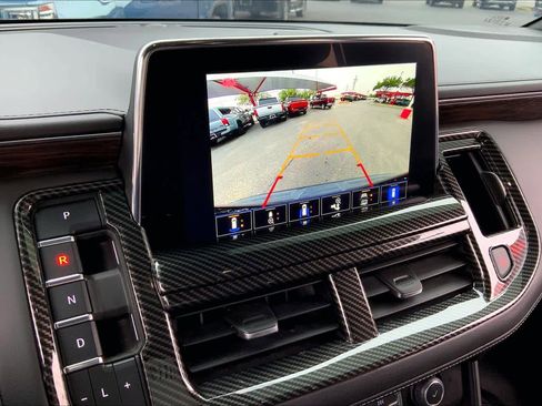 Used 2022 Chevrolet Tahoe Z71 w/ Off-Road Capability Package AWD/4WD image 27