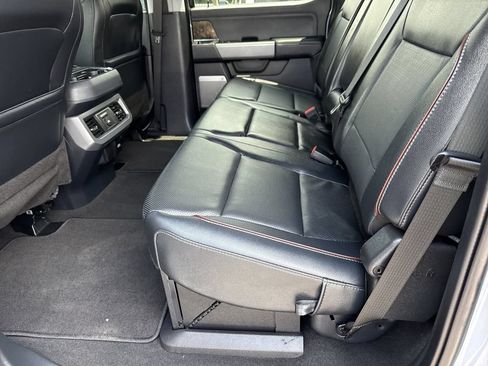 Used 2024 Ford F250 Lariat w/ Lariat Ultimate Package AWD/4WD image 19