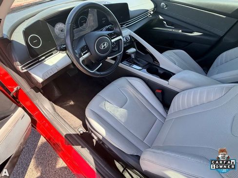 Used 2025 Hyundai Elantra Limited FWD image 13