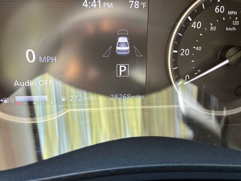 Used 2025 Nissan Versa SV FWD image 41