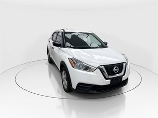 Used 2020 Nissan Kicks S video 2