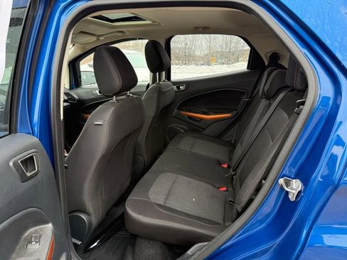 Used 2022 Ford EcoSport SE w/ SE Appearance Package image 4